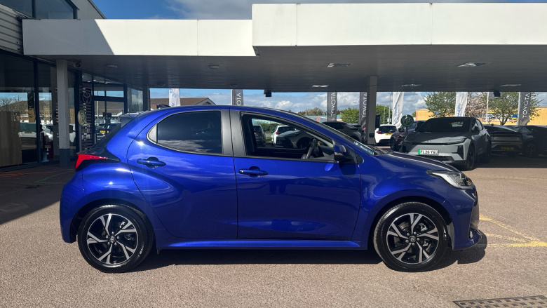 Toyota Yaris 1.5 Hybrid Design 5dr CVT Hybrid Hatchback